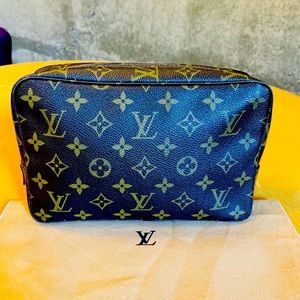 Authentic Vintage Trousse23/Cosmetic pouch ‼️no to offer‼️SOLD